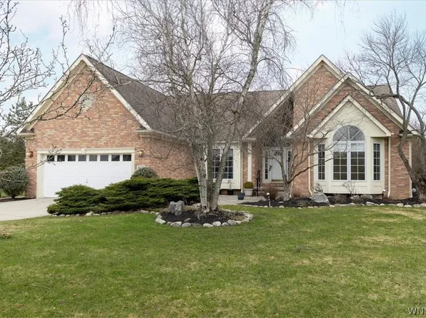 8622 Golden Rod Ct, East Amherst, NY 14051