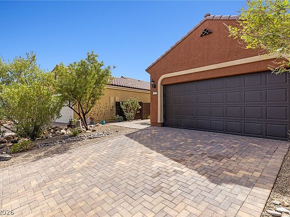 2nd image of 1434 Moonrise Ct