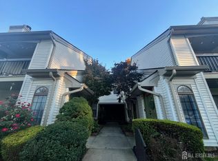 2212 Bayhead Dr, Parlin, NJ 08859