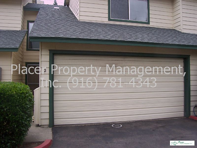 1st image of 1675 Vernon St Unit 2