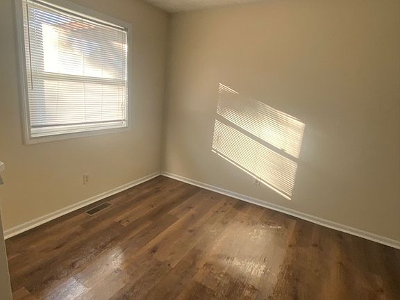 4th image of 8403 Sten Ct #0