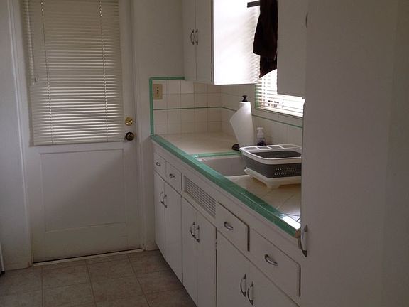 4th image of 522 Palm Ave