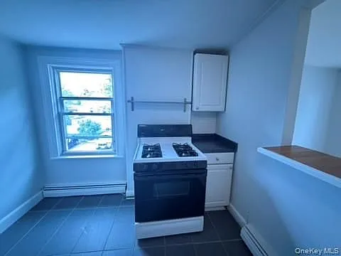 554 Main St #1 — Photo 5