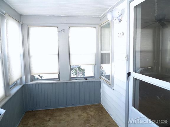 2nd image of 3731 Gardner Ave