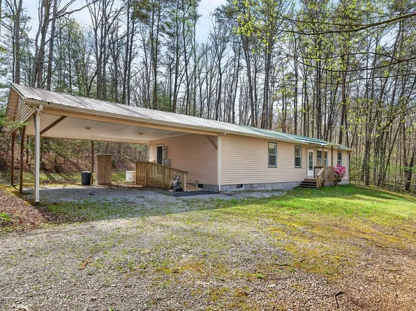 4067 Blaylock Rd, Crossville, TN 38572