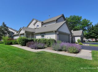 211 Dogwood Ct #211, Lake Villa, IL 60046
