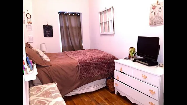 Rented by Vanderborgh Realty  | media 7