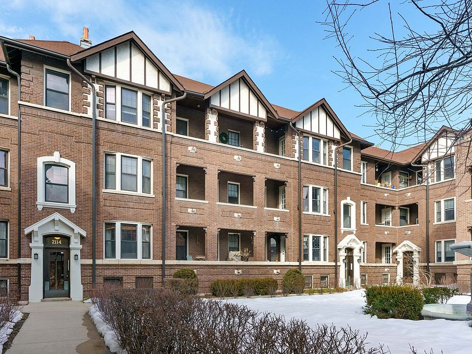 1st image of 2114 W North Ave APT 1E