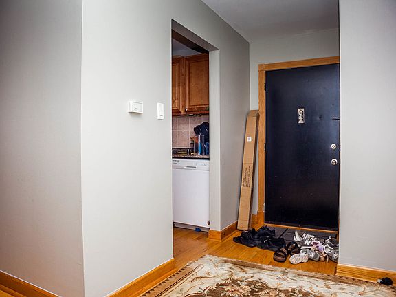 5th image of 8905 Knight Ave #F-311