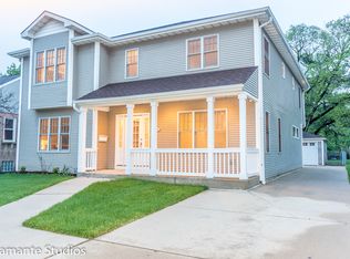 304 N Ridgeland Ave, Elmhurst, IL 60126