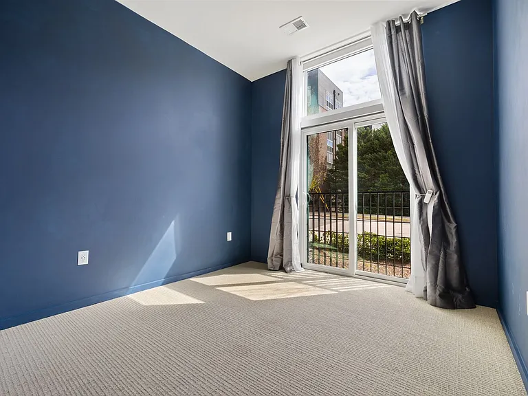 600 Duke St #14 — Photo 11
