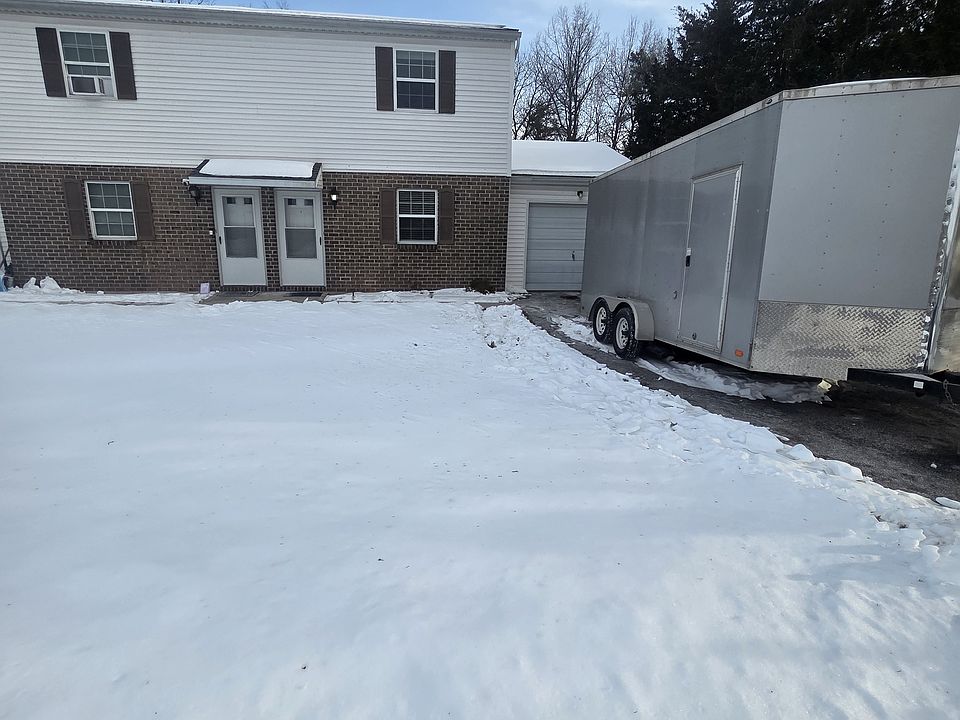 1st image of 1884 Pineview Dr