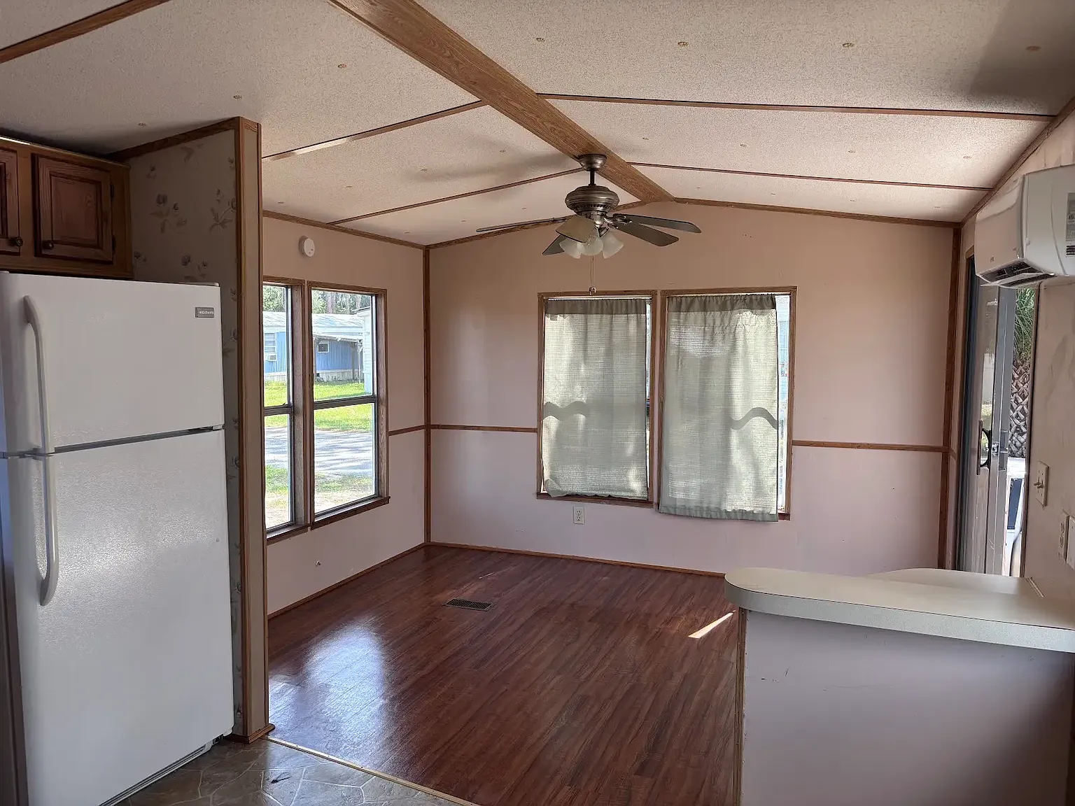 1 bed, $900 — Photo 3