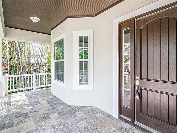 4th image of 3025 W Helen Ave