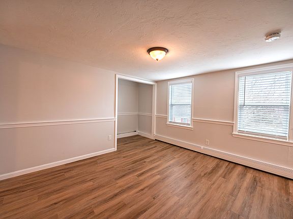 5th image of 20 Forest Avenue Ct #3