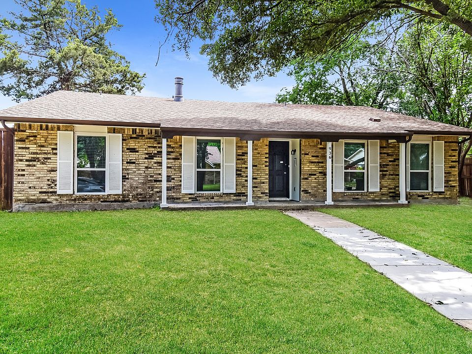 1st image of 936 Arbor Downs Dr