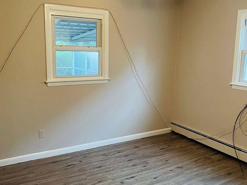 1st image of 65 Elm Ave Floor 1