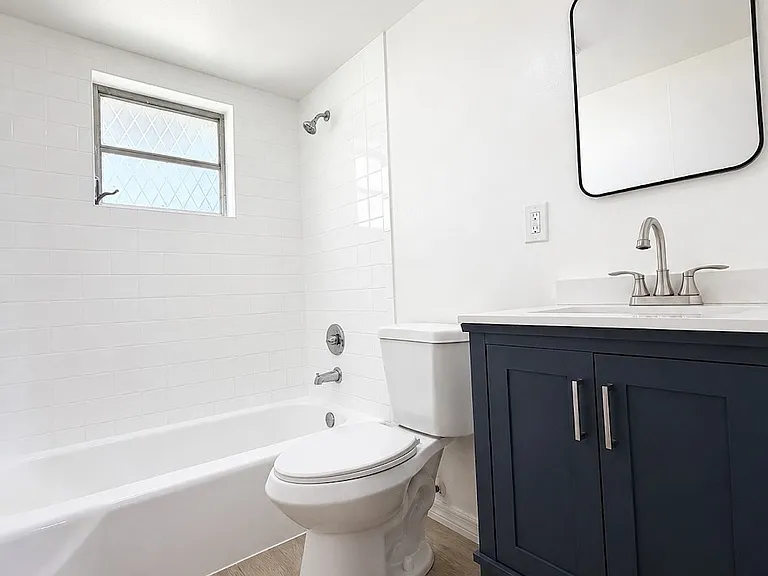 723 Burdick St — Photo 9