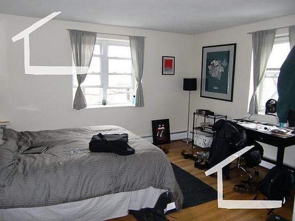 5th image of 110 Babcock St APT 021