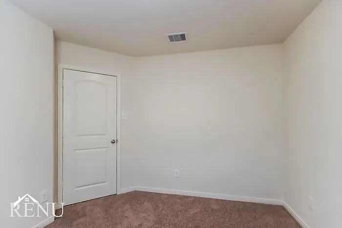 10506 Sweetwater Creek Dr — Photo 10