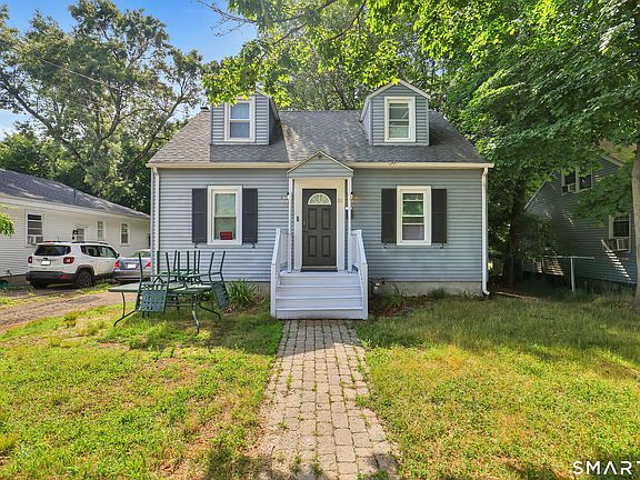 2nd image of 110 Hawthorne Street