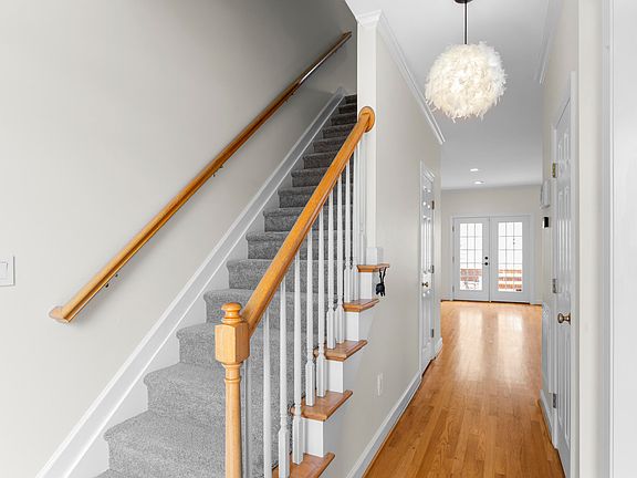 4th image of 525 Copperline Dr