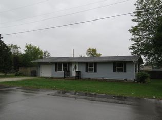 653 E Indiana Ave, Nappanee, IN 46550