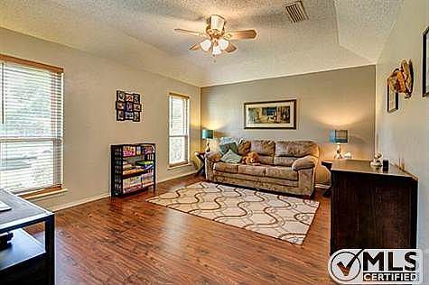 4th image of 1500 Arvada Dr