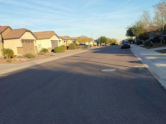 5th image of 17222 W Orchid Ln