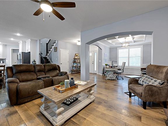 2nd image of 20476 W 107th Pl