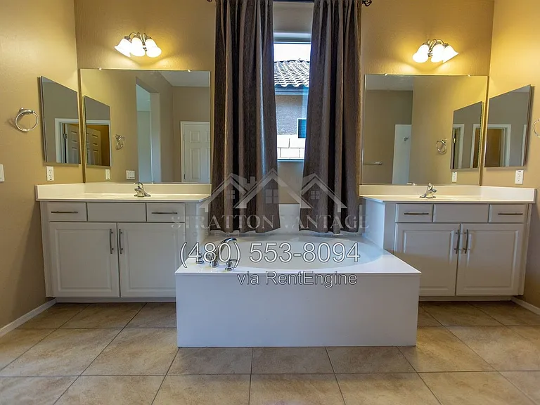 18295 W Saguaro Ln — Photo 28