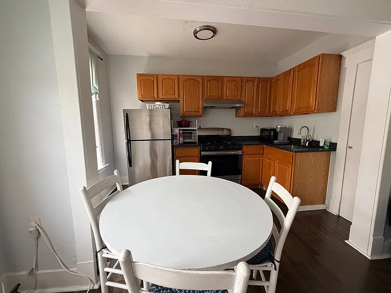 165 Park St — Photo 10