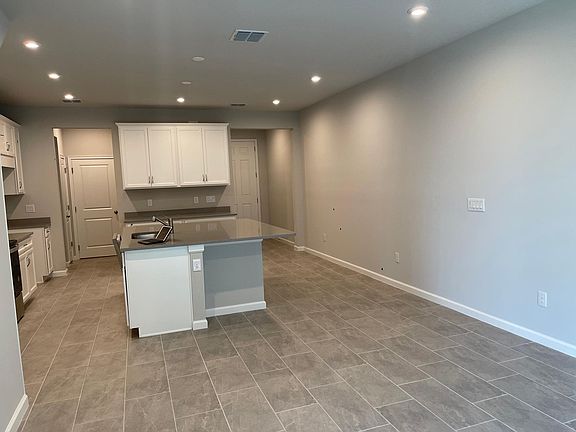 3rd image of 2530 Arbor Wind Dr