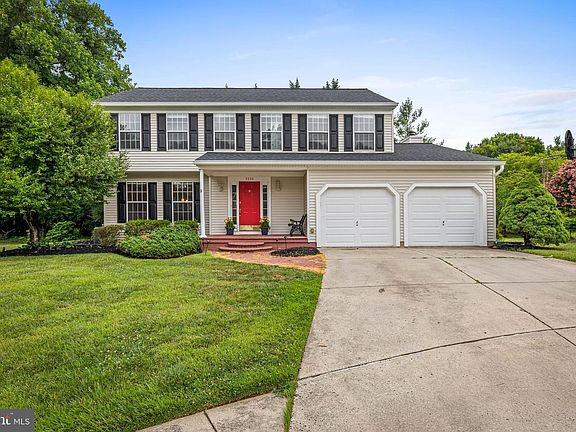 2nd image of 1210 Maple Leaf Ct
