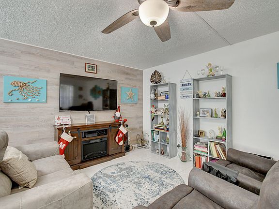 2nd image of 309 Piedmont Trl #G