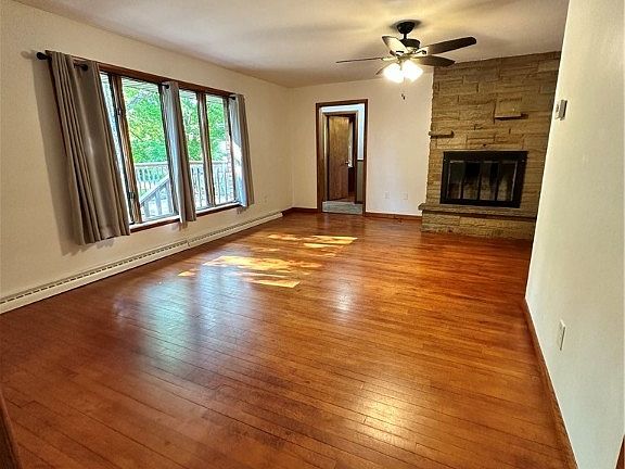 5th image of 3241 Randall Ct