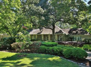 6818 Oak Knoll Dr, Richmond, TX 77406