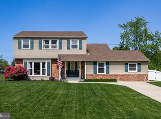 14 Saddle Ridge Rd, Voorhees, NJ 08043