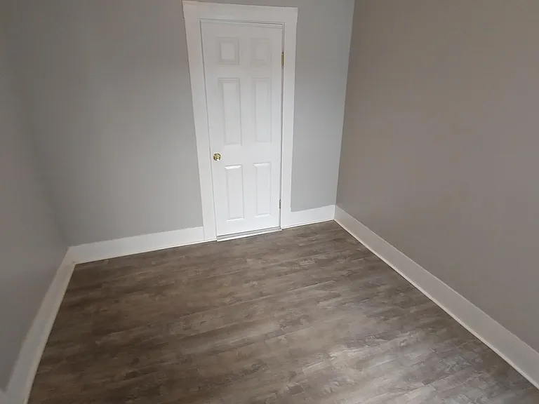 420 Maple St #4 — Photo 15