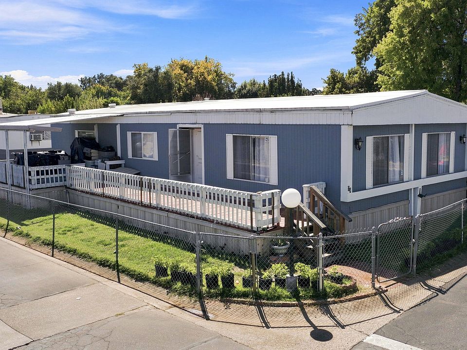 1st image of 19964 Riverside Ave Space 29