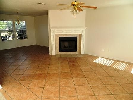 4th image of 2604 Echo Dr