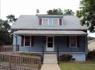 11 5th St, Greer, SC 29651