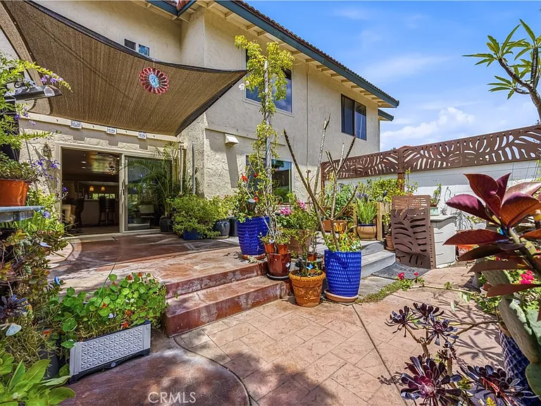 6975 Camino Amero — Photo 26