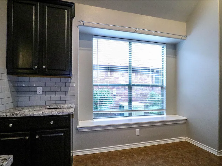 3509 Beekman Dr — Photo 9