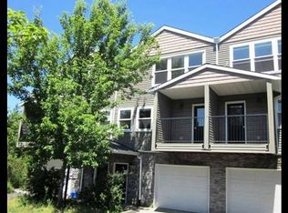 2768 SE 87th Ave APT B, Portland, OR 97266