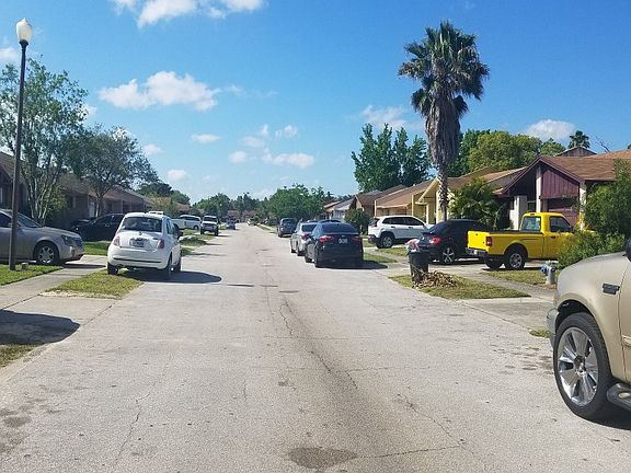 4th image of 998 Oropesa Ave