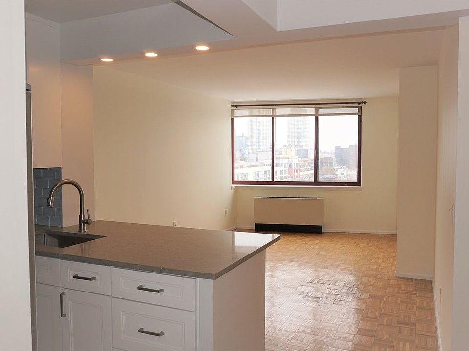 1st image of 4-74 48th Ave APT 11H