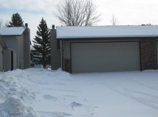 645 Beech Ln S, Moorhead, MN 56560