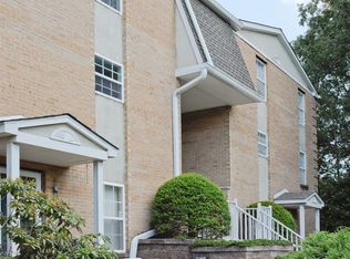265 Vista Dr, Cedar Knolls, NJ 07927