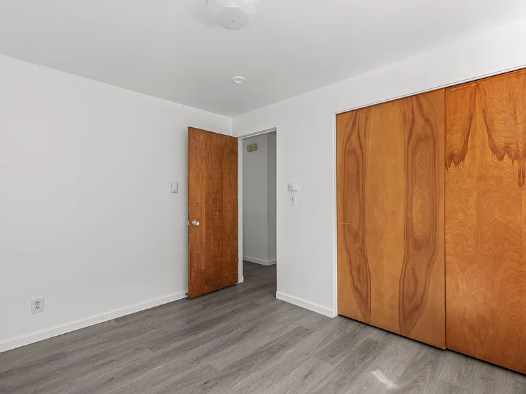 2144 Waverly Pl N #3 — Photo 17